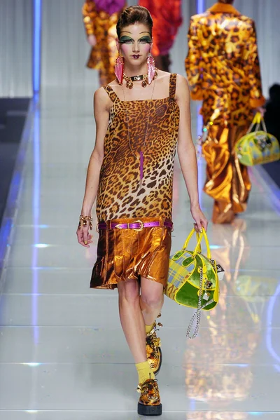 Look 37